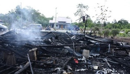 Satu Unit Rumah Ludes Terbakar di Perbatasan Bengkalis-Bantan